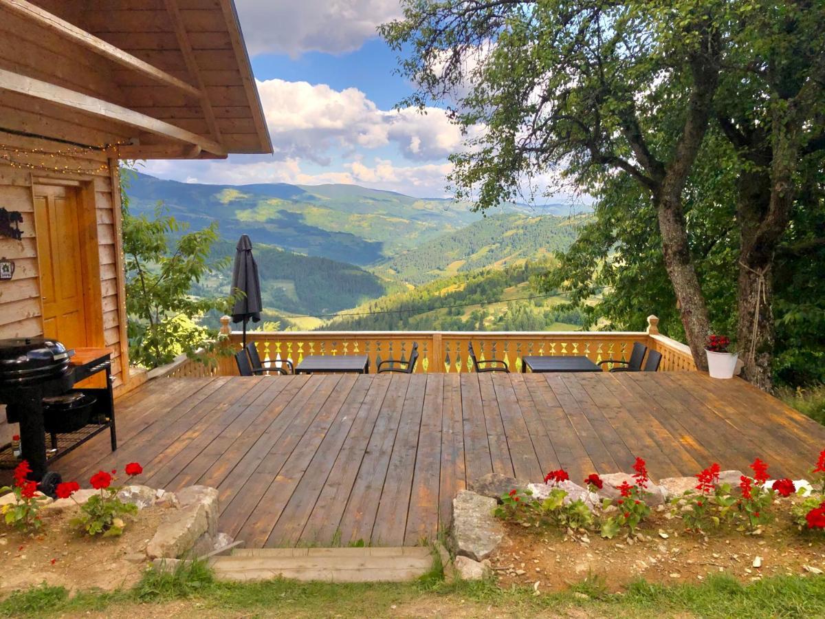 La Noi La Munte Villa Matisesti Ngoại thất bức ảnh